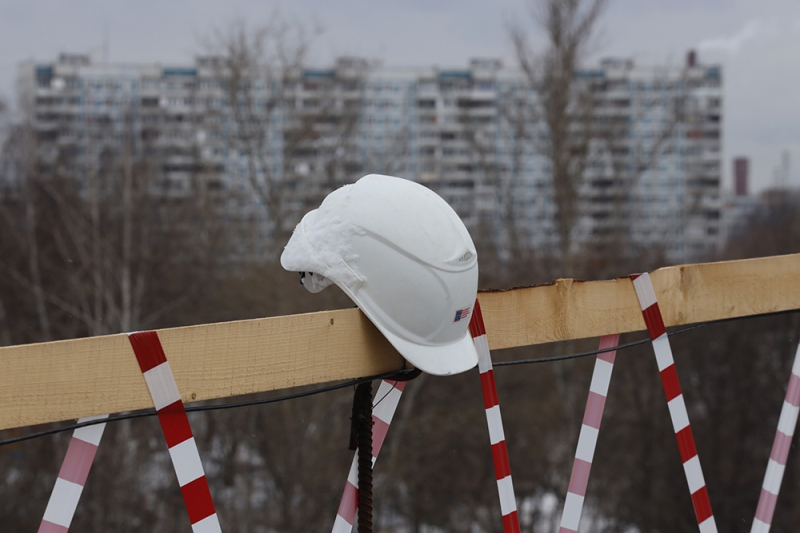 Верховный суд: Компенсация за смерть работника не обязывает суд прекращать дело