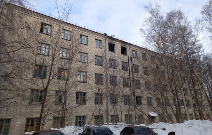 Может ли собственник нежилого помещения в аварийном МКД получить другое помещение взамен изымаемого?