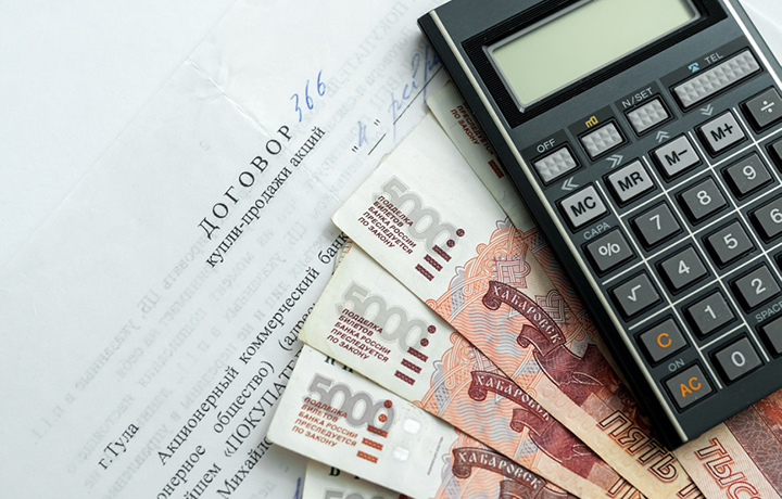 Работник-акционер может требовать выкупа акций народным предприятием по рыночной цене