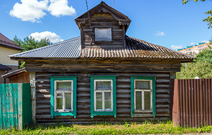 Должен ли орган МСУ уведомлять собственника признанного непригодным для проживания дома о его сносе?