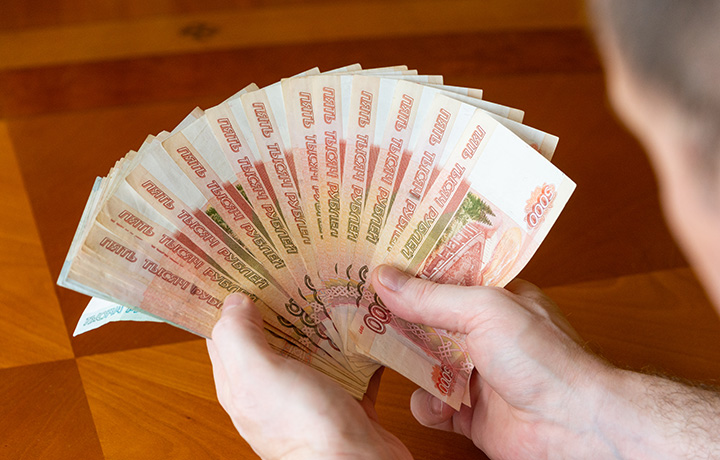 Суд взыскал 800 тыс. руб. компенсации в пользу оправданного по делу о хулиганстве и избиении