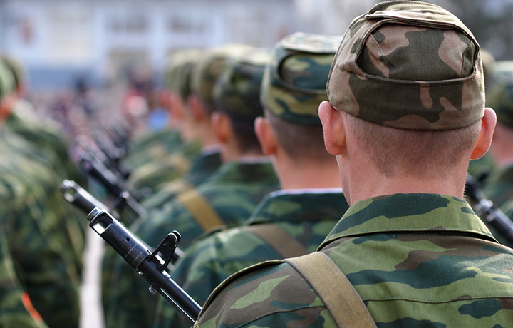 Защитник добился прекращения уголовного дела в отношении военнослужащего благодаря его госнаградам
